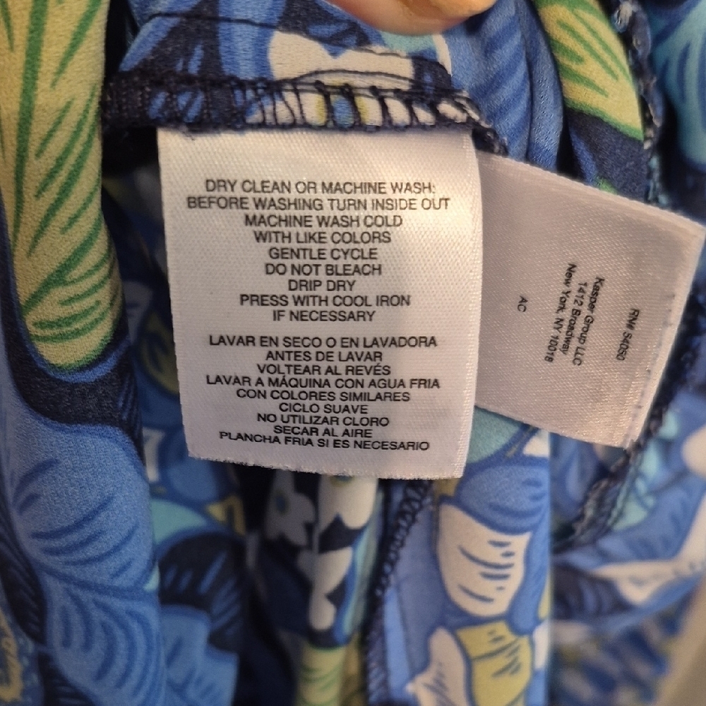 Pappagallo Vibrant Blue and Green Floral Top With Ruffle Sleeve And Hem - Picture 6 of 8